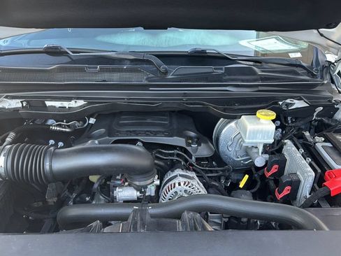 Used 2022 RAM 1500 Laramie AWD/4WD image 22