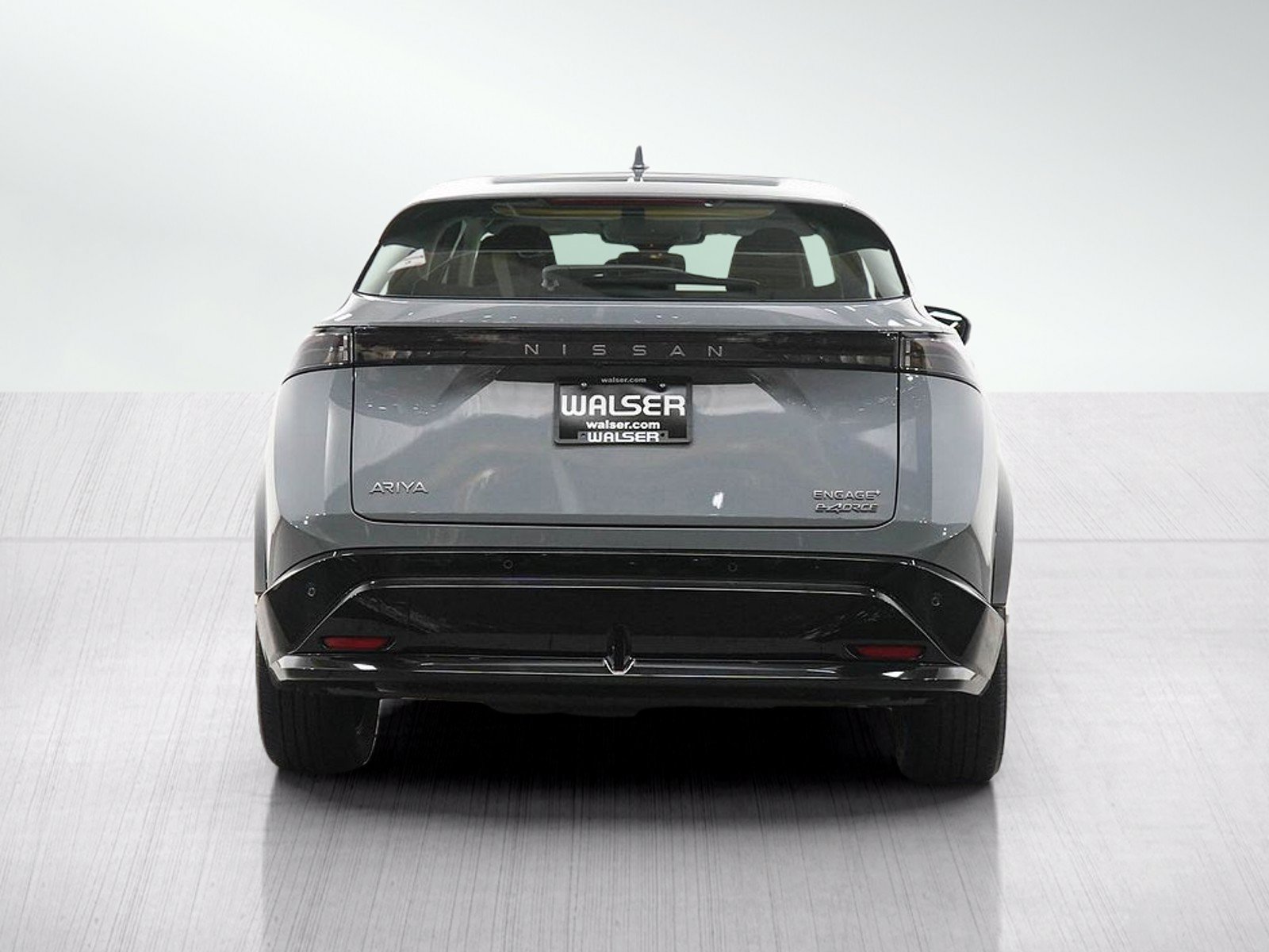 Used 2024 Nissan Ariya AWD image 5