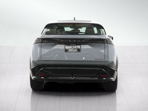 Used 2024 Nissan Ariya AWD image 5