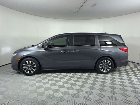 Certified 2024 Honda Odyssey EX-L image 2