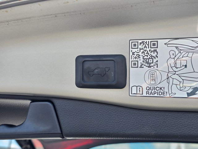 Used 2023 Toyota RAV4 XSE AWD/4WD image 20
