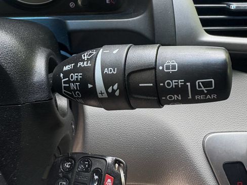 Used 2012 Honda Odyssey Touring image 23