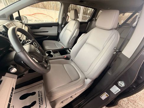 Used 2022 Honda Odyssey Touring image 16