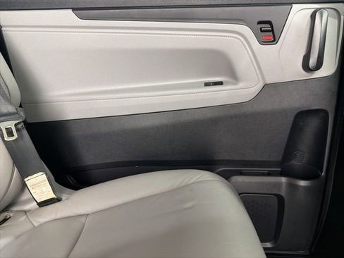 Used 2022 Honda Odyssey EX-L image 15