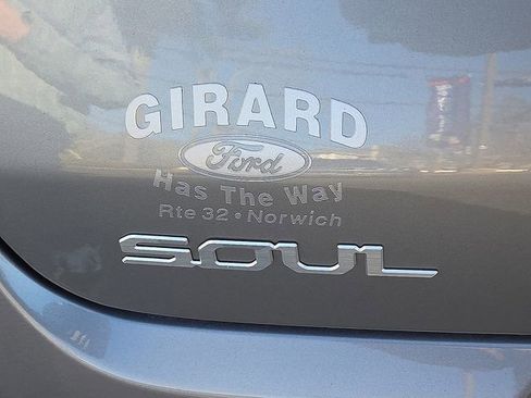 Used 2023 Kia Soul GT-Line image 31