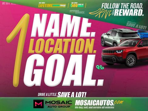 Used 2025 Chevrolet Trax ACTIV w/ Sunroof Package image 2