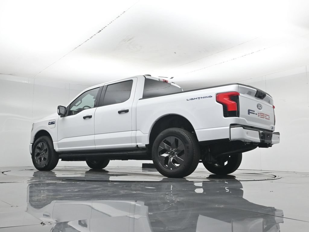 Certified 2024 Ford F150 Lightning XLT AWD/4WD image 54