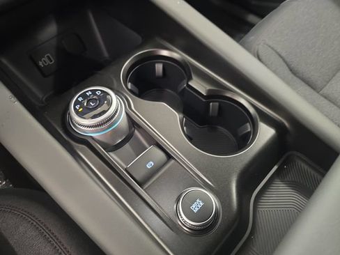 New 2026 Ford Explorer Active RWD image 32