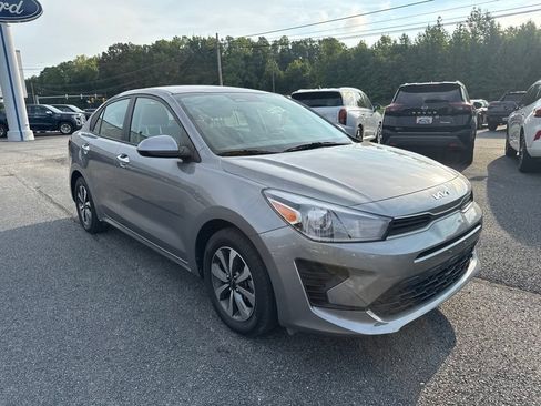 Used 2023 Kia Rio S w/ Technology Package FWD image 7