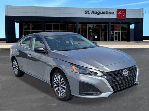 New 2026 Nissan Altima 2.5 SV FWD image 2