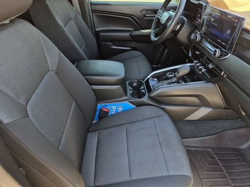 Certified 2024 Chevrolet Colorado Trail Boss w/ Advanced Trailering Package AWD/4WD image 24