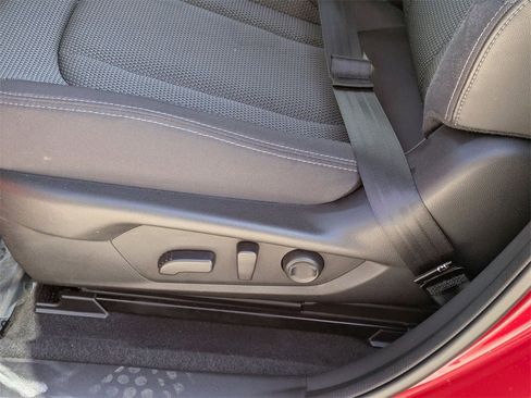 Used 2024 Subaru Crosstrek 2.0i Premium image 6