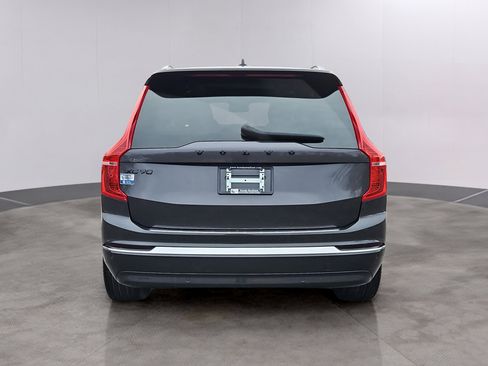 Used 2024 Volvo XC90 B5 Plus image 32