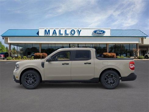 New 2025 Ford Maverick XLT w/ Equipment Group 301A image 3