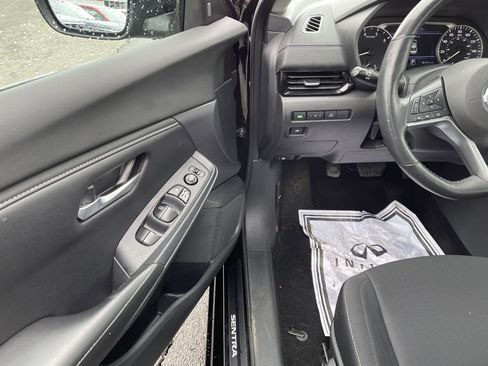 Used 2022 Nissan Sentra SV w/ All-Weather Package image 2