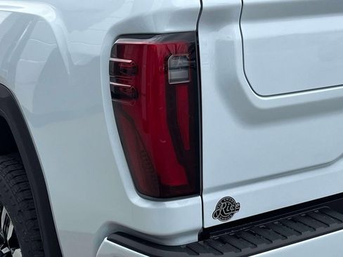New 2026 GMC Sierra 2500 Denali Ultimate w/ Max Trailering Package AWD/4WD image 10