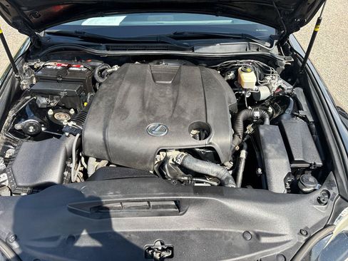 Used 2014 Lexus IS 250 RWD image 10