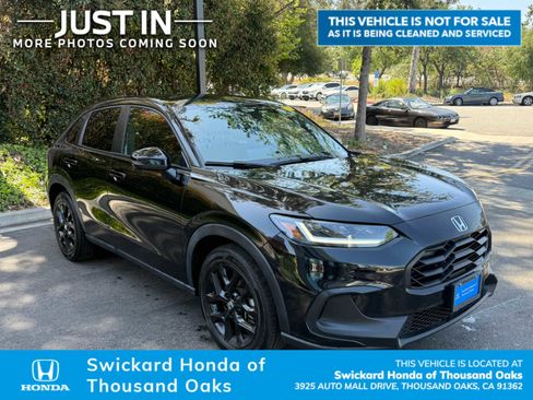 Used 2023 Honda HR-V Sport image 1