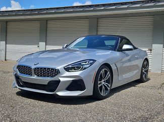 Used 2021 BMW Z4 sDrive30i w/ M Sport Package RWD video 1