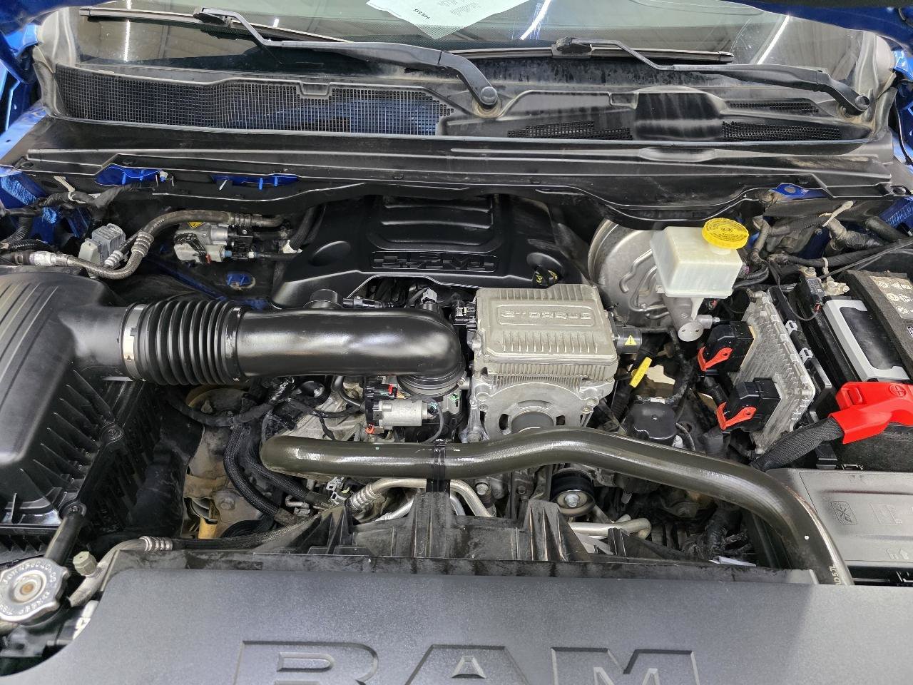 Used 2022 RAM 1500 Rebel AWD/4WD image 40