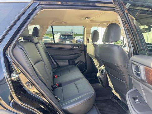 Used 2019 Subaru Outback 3.6R Limited w/ Protection Package #1 AWD/4WD image 33