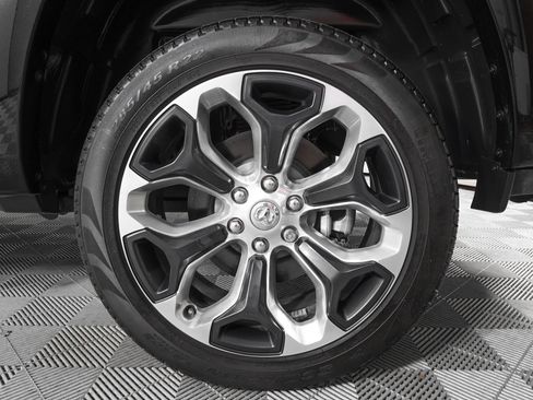 Used 2023 RAM 1500 Limited image 33