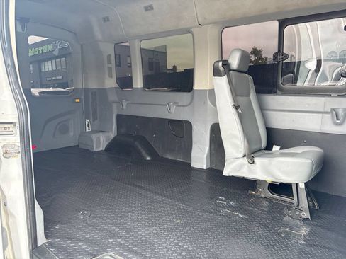 Used 2016 Ford Transit 350 XLT RWD image 17