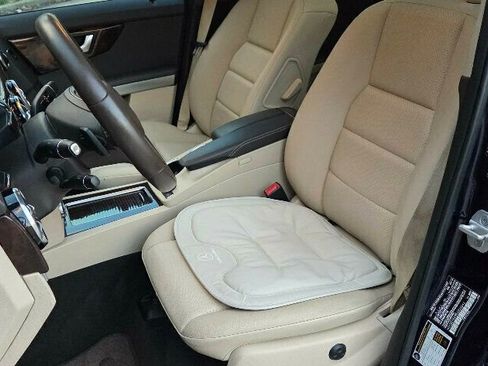 Used 2014 Mercedes-Benz GLK 250 BlueTEC 4MATIC image 12