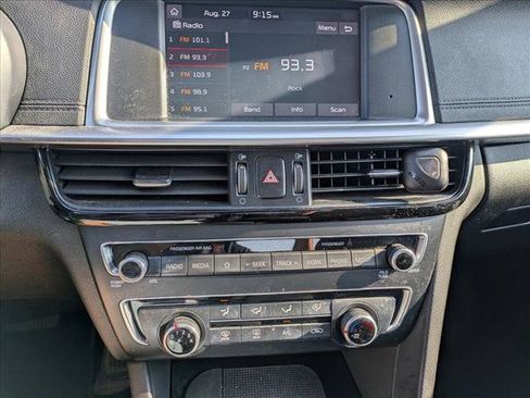 Used 2019 Kia Optima LX FWD image 12