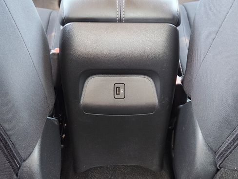 Used 2020 Nissan Sentra SV FWD image 31
