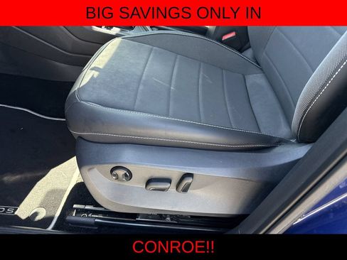 Used 2023 Volkswagen Taos SE FWD image 13