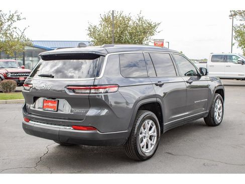 Used 2022 Jeep Grand Cherokee L Limited w/ Trailer Tow Group (B) AWD/4WD image 8