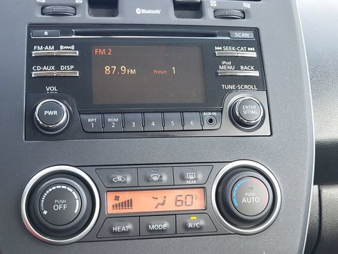 Used 2013 Nissan Leaf S FWD image 22