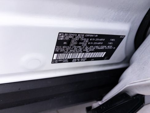 Used 2024 Toyota RAV4 SE w/ Weather Package AWD/4WD image 40