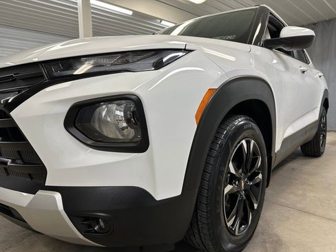 Certified 2023 Chevrolet TrailBlazer LT w/ LPO, Blackout Package image 31