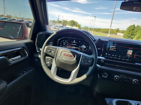 Used 2023 GMC Sierra 1500 Elevation w/ LPO, Elevation Black Package AWD/4WD image 12