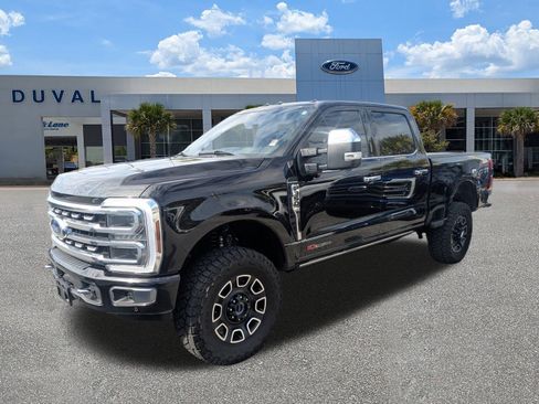 Used 2024 Ford F350 Platinum w/ FX4 Off-Road Package image 9