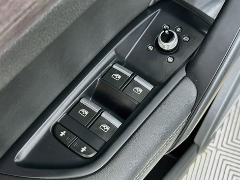 Used 2021 Audi Q5 Prestige AWD/4WD image 18