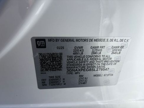 Used 2025 Chevrolet Equinox LT image 30