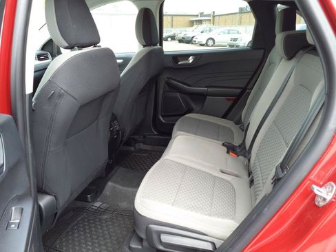 Used 2021 Ford Escape SE w/ Cold Weather Package AWD/4WD image 6