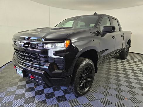 New 2026 Chevrolet Silverado 1500 LT Trail Boss w/ Convenience Package II AWD/4WD image 3