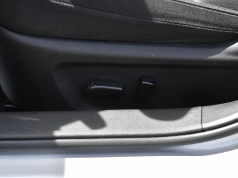 Used 2020 Nissan Altima 2.5 S FWD image 16