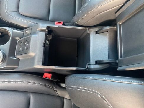 New 2025 Ford Bronco Badlands image 25