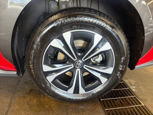 Certified 2024 Toyota bZ4X AWD w/ Weather Package image 25