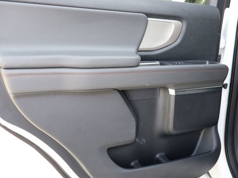 Certified 2025 Ford Expedition Active AWD/4WD image 19
