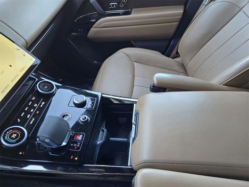 Used 2023 Land Rover Range Rover Sport SE image 23