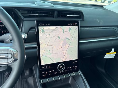 New 2026 GMC Terrain Denali w/ LPO, Floor Liner Package AWD/4WD image 20