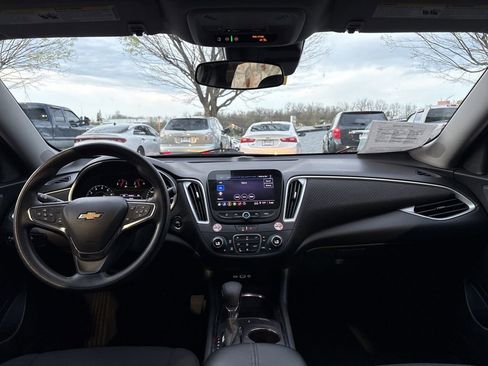 Used 2023 Chevrolet Malibu LT image 20