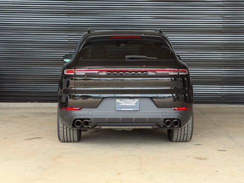New 2026 Porsche Cayenne AWD/4WD image 6