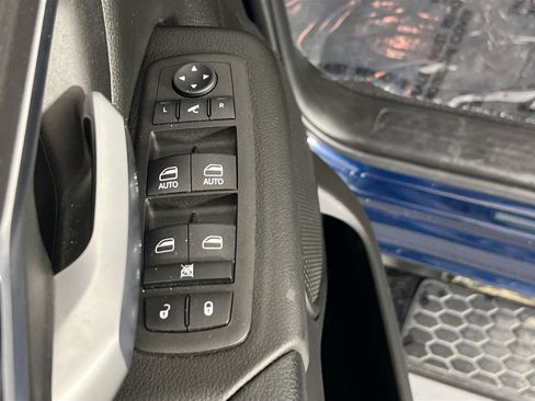 Used 2024 RAM 1500 Big Horn AWD/4WD image 17